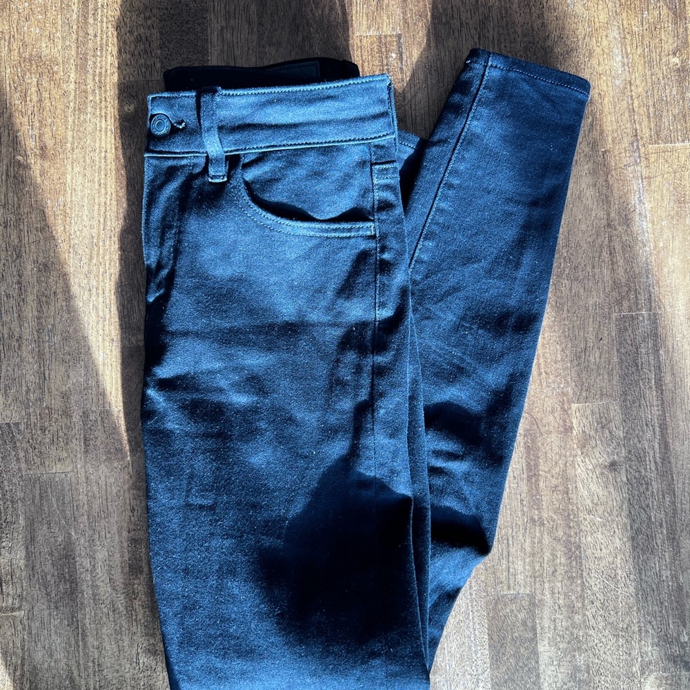 American Eagle Black Skinny Jeans